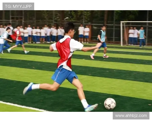 足球比赛中的盘带突破与进攻创造力提升