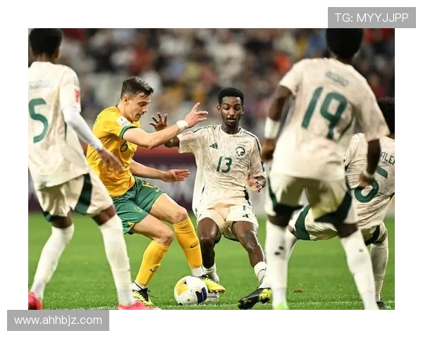 澳大利亚成功闯入世界杯16强历史性突破展现足球新风采 澳大利亚成功闯入世界杯16强历史性突破展现足球新风采